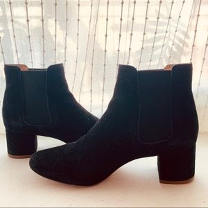 Madewell Walker Chelsea Boot in Suede